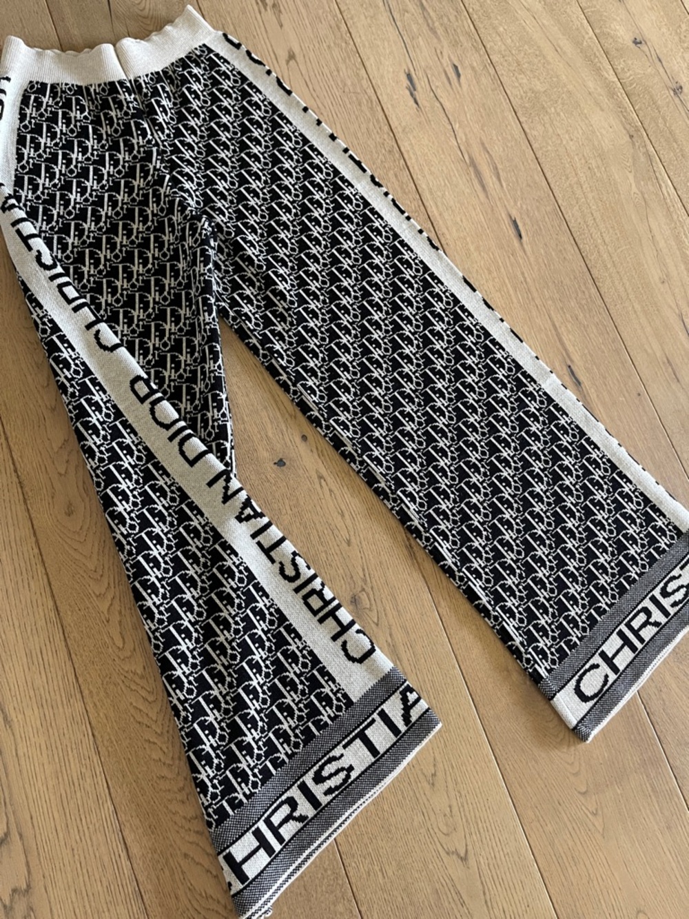 Christian Dior Monogram pants - Picture 8 of 11